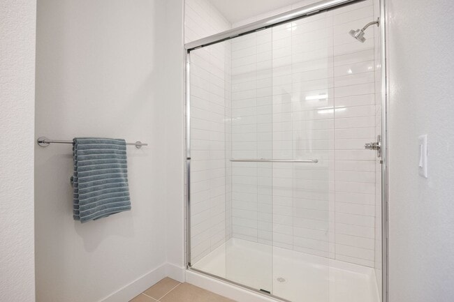 Building Photo - New 2BD, 3BA Arvada Townhome with Bonus Flex Room