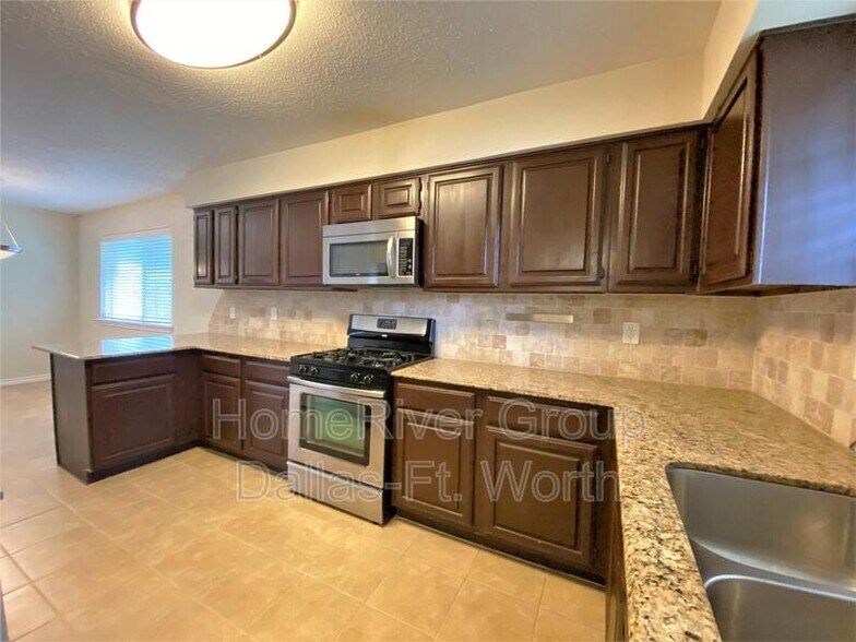 Building Photo - 3221 Brunchberry Ln