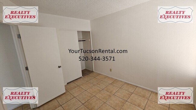 Building Photo - Downstairs - 3 Bedrooms and 2 baths with all appliances in Midvale Park