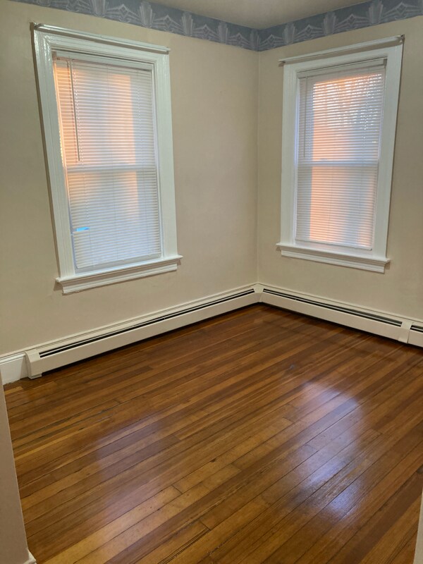 Building Photo - 39 7th St