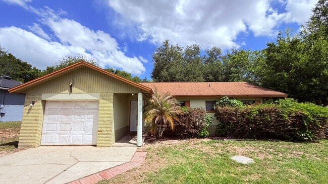 Building Photo - Pet-Friendly 3BR Home with Spacious Yard – No HOA!