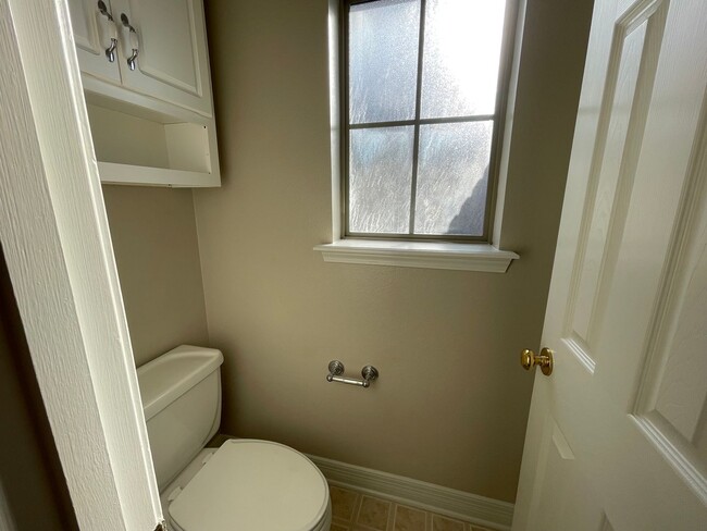 Building Photo - BELLE ROSE AT LEGACY! HURRY WONT LAST LONG!