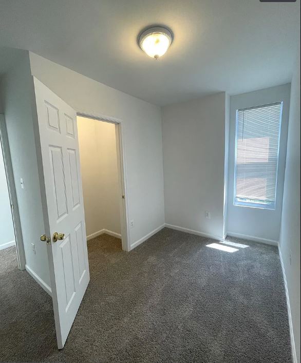 Building Photo - 2111 Clifton Ave