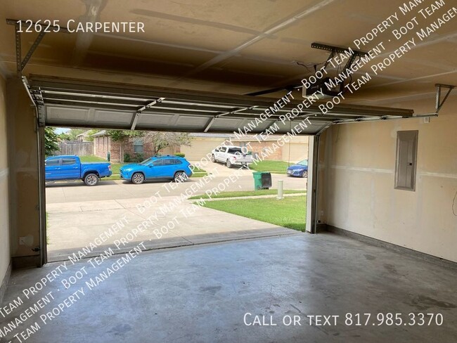 Building Photo - 12625 Carpenter-