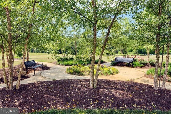 Building Photo - 35 Derby Dr