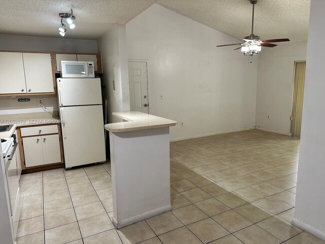 Building Photo - 7200 NW 179th St