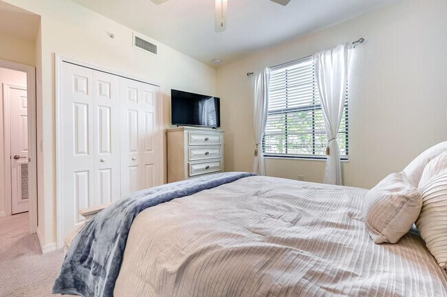 Building Photo - 17704 Gawthrop Dr