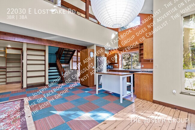 Building Photo - 22030 E Lost Lake Rd