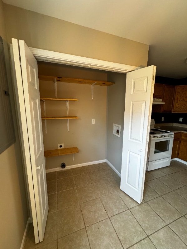 Building Photo - 4111 Church St