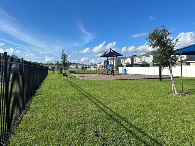 Building Photo - 4 Bedroom 2 Bathroom House for Rent in Ast...