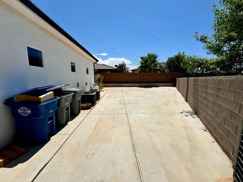 Deep RV Parking + - 3685 W 2510 S