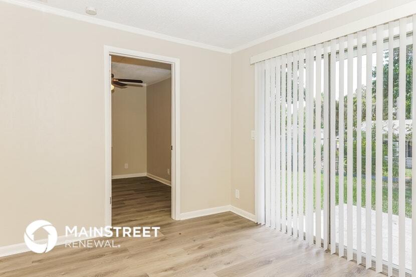 Building Photo - 2225 W Dana Dr