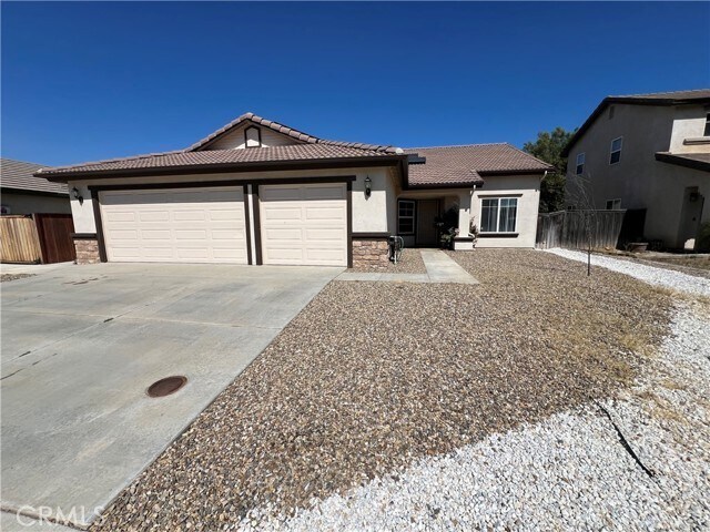 Primary Photo - 1452 Hummingbird Way