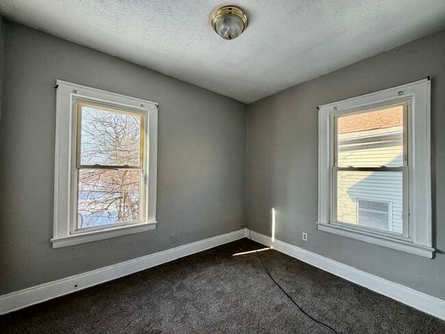 Building Photo - 618-620 E 97th St, Cleveland, OH 44108