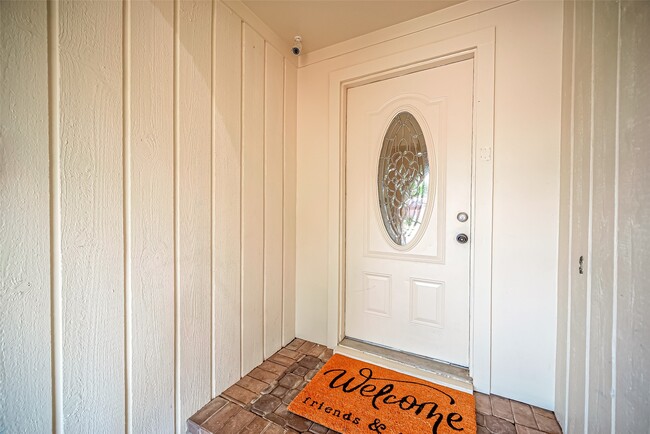 Building Photo - 10607 Silkwood Dr