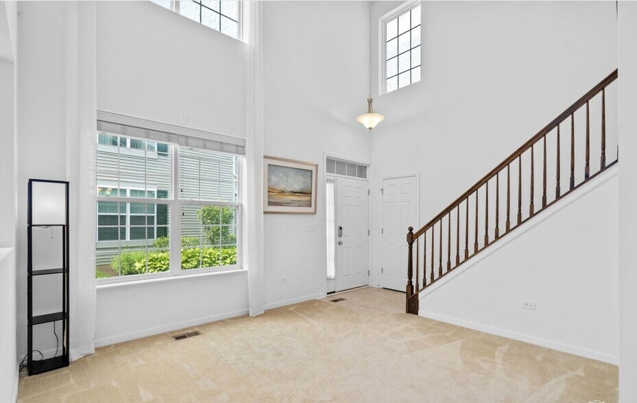 Building Photo - 3900 Pratt St