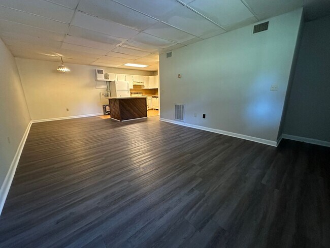 Building Photo - 3157 Tiffany Ct