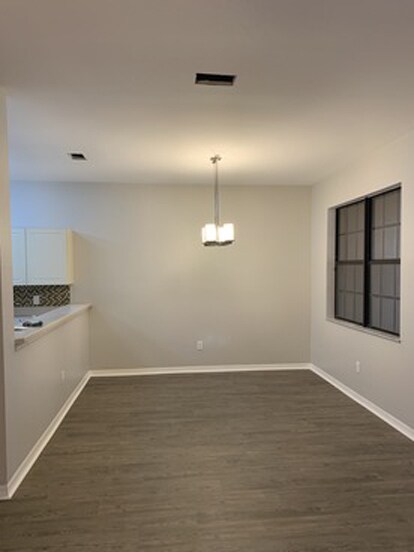 Building Photo - 15147 Summit Place Cir