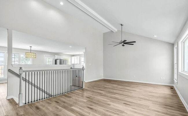 Building Photo - 400 Newman Way