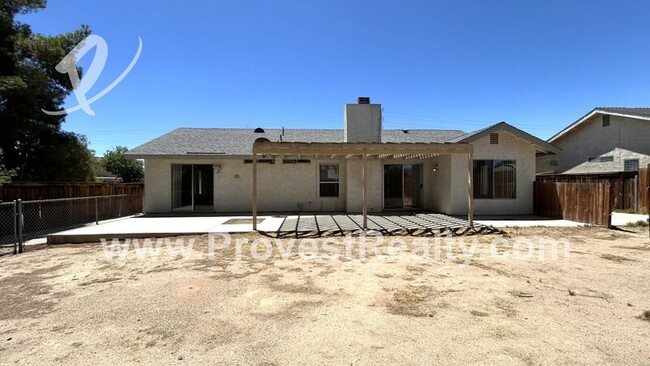 Building Photo - 13496 Vail Cir