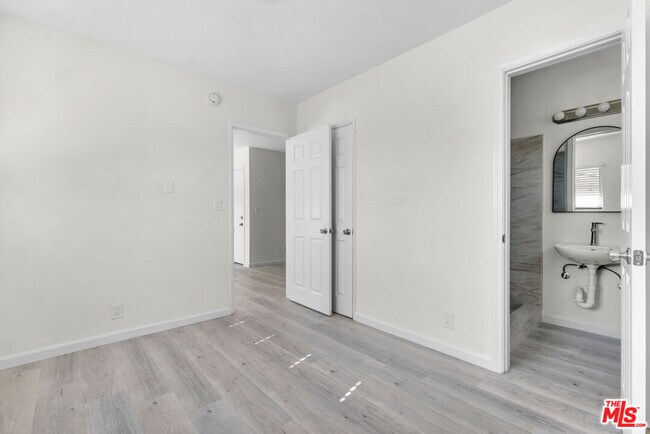 Building Photo - 7228 Allott Ave