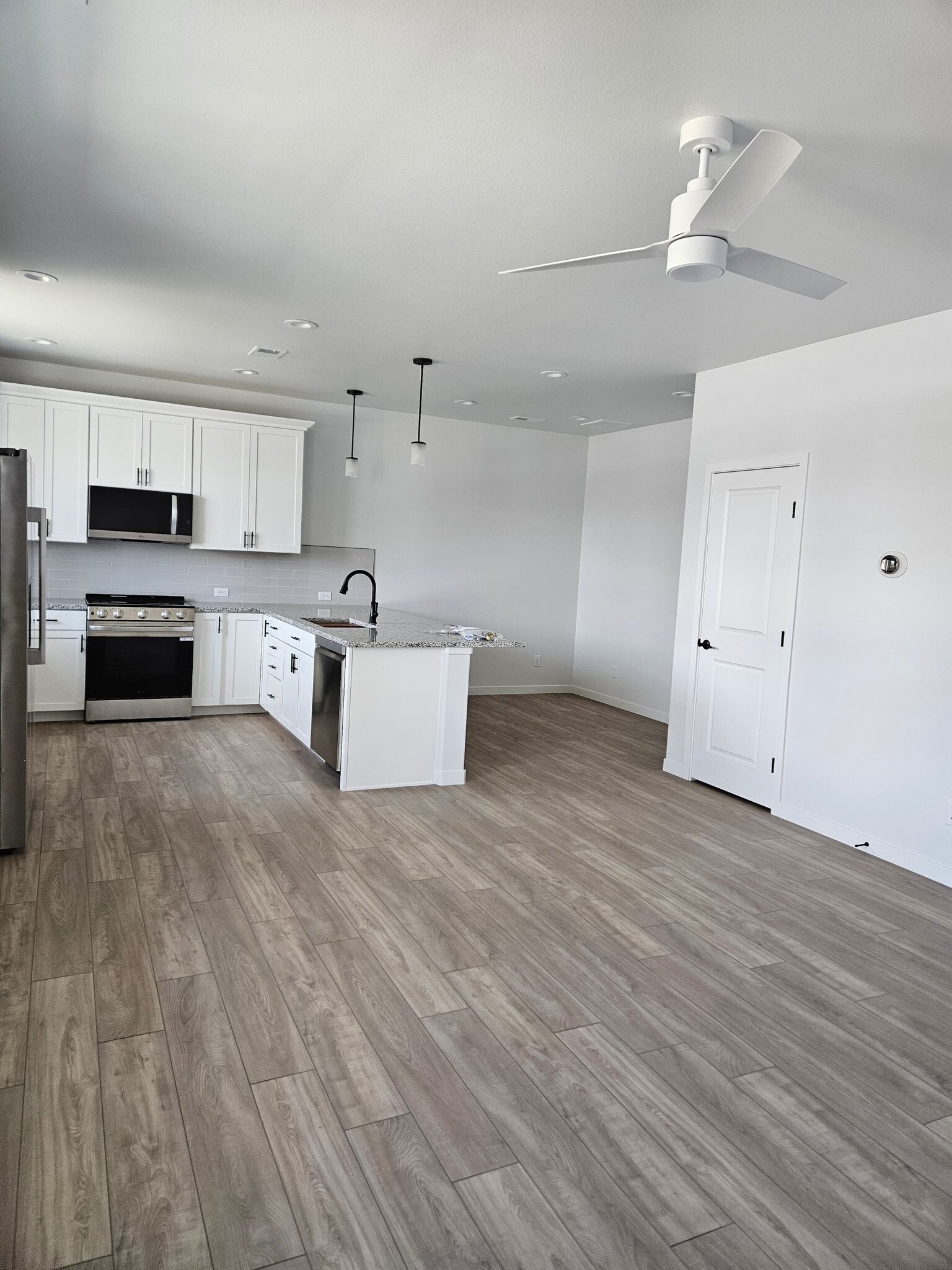 Building Photo - 1140 S 9th St