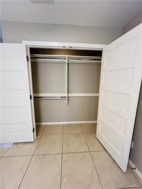 Building Photo - 22 Seton St