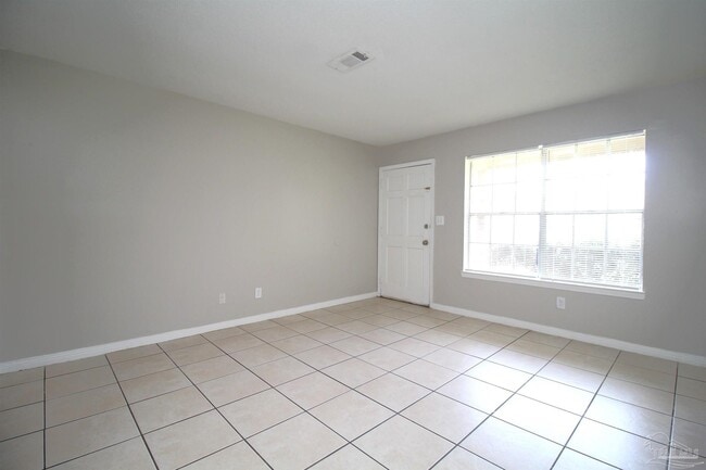 Building Photo - 10151 Guidy Ln
