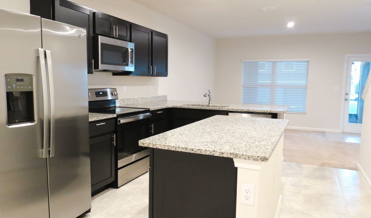 Building Photo - 271 Blueberry Ln