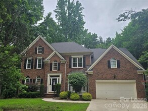 Building Photo - 8800 Ferngrove Ct