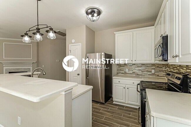Building Photo - 4 Bedroom Pet-Friendly Home in CHARLOTTE, NC with Main Street Renewal