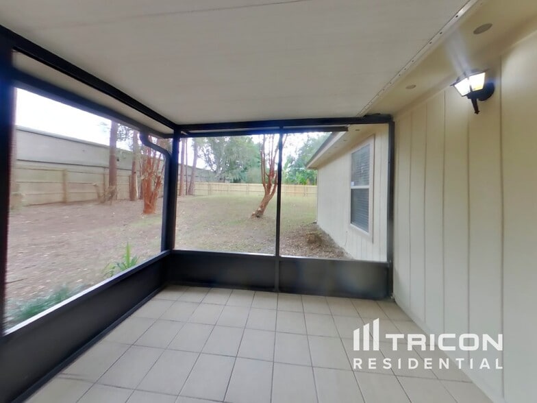 Building Photo - 691 Fruit Cove Forest Rd E