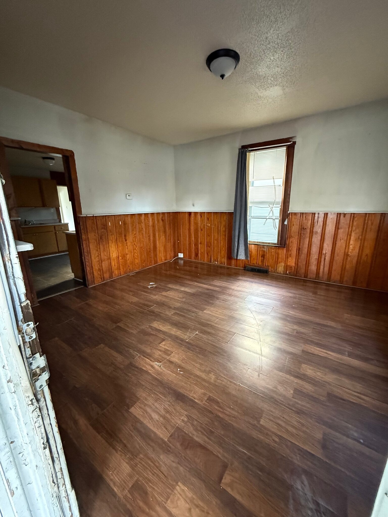 Building Photo - 803 E Whitmer St