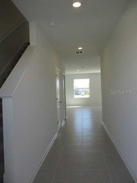 Building Photo - 3382 Alexander Dr