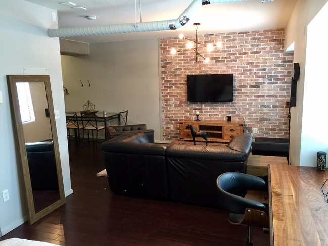 Living Area - 800 Brazos St