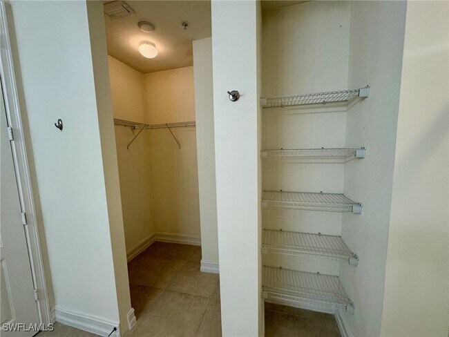 Building Photo - 4400 Bonita Beach Walk Dr
