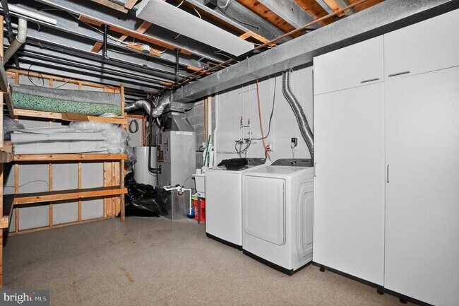 Building Photo - 1694 Forest Hill Ct