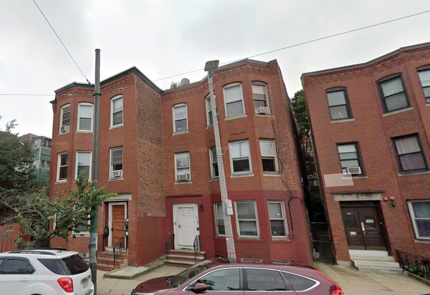 Primary Photo - 848 Huntington Ave