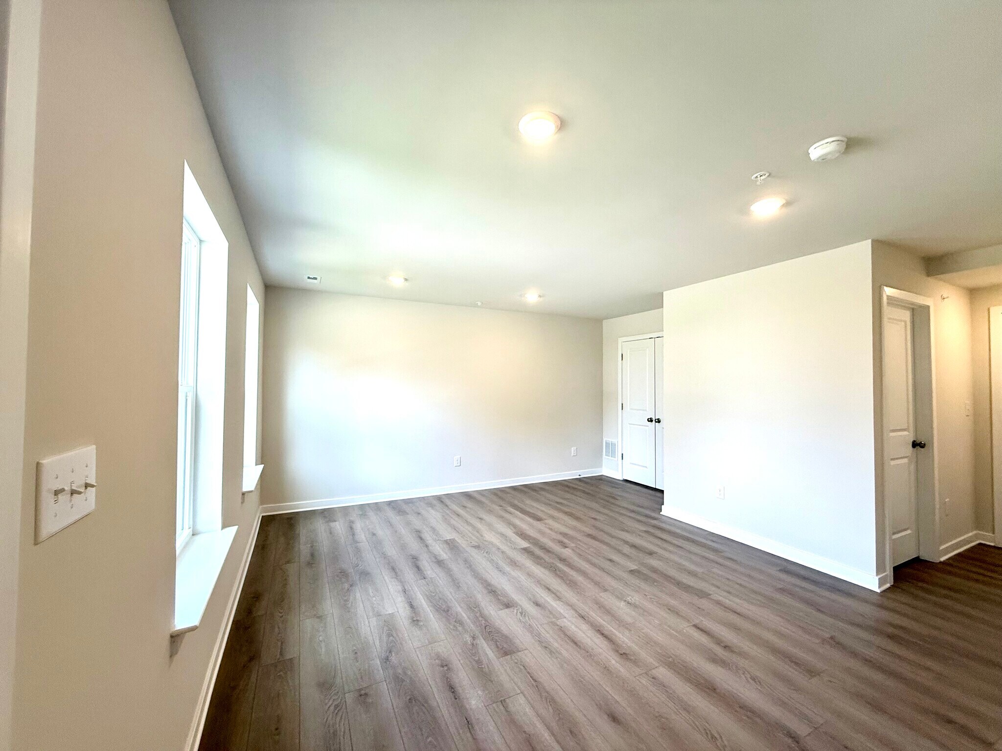 Building Photo - 1289 Fillmore St