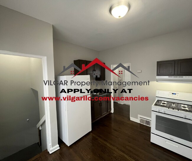 Building Photo - 3 bedrooms, 1 bathroom home in Gary, IN