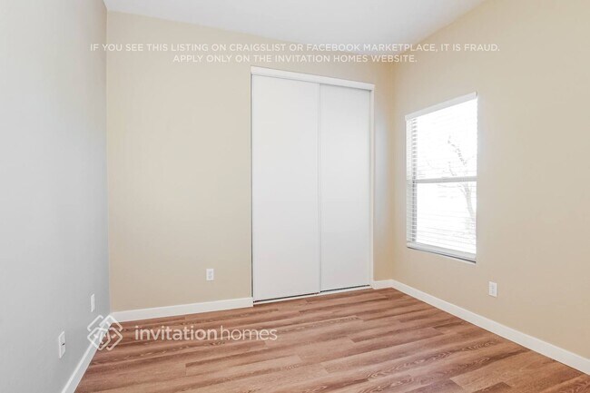 Building Photo - 17137 W Saguaro Ln
