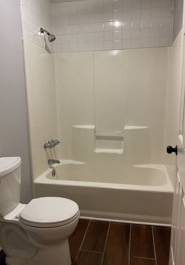 Building Photo - Coming Soon !  One Bedroom apartment in Ga...