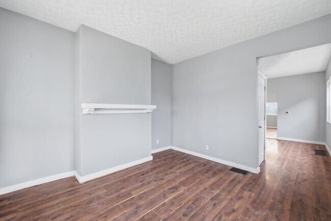 Building Photo - 1737 Terrace Ave