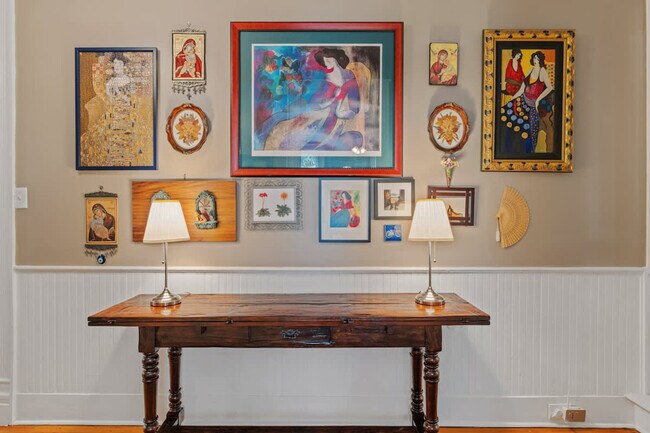 Building Photo - 509 Dabbs St