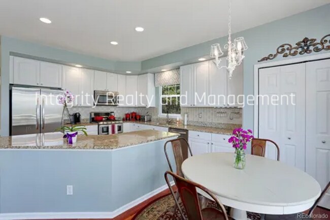 Building Photo - 8551 S Mallard Pl