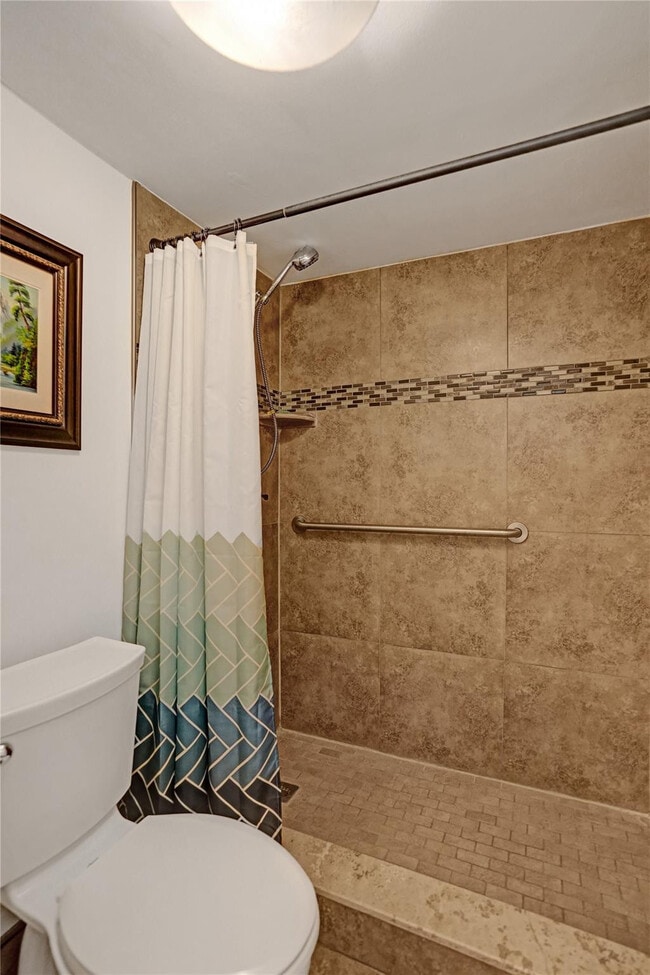 Building Photo - 9351 Lime Bay Blvd