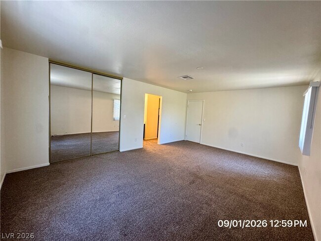 Building Photo - 5623 Calais Ct