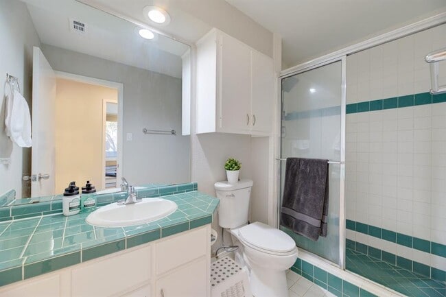 Building Photo - 1707 Spyglass Dr