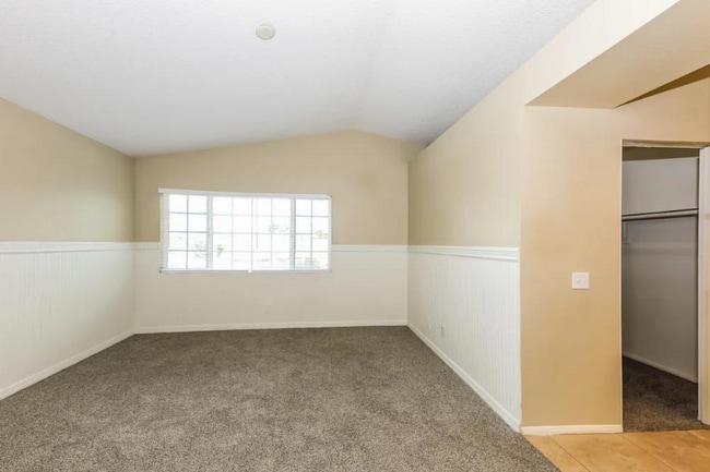 Building Photo - 45341 Rancho La Brea Dr