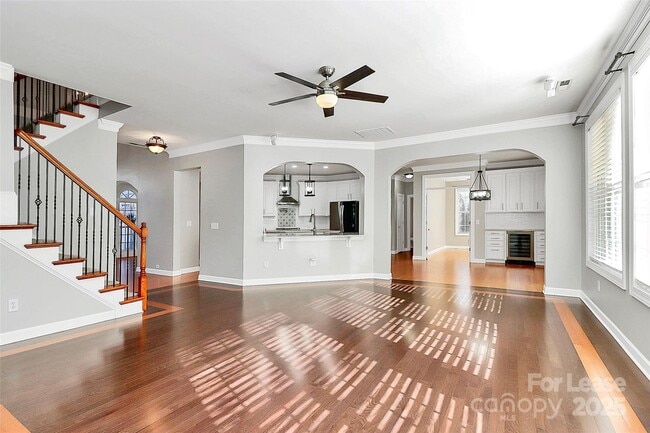 Building Photo - 9607 Royal Colony Dr